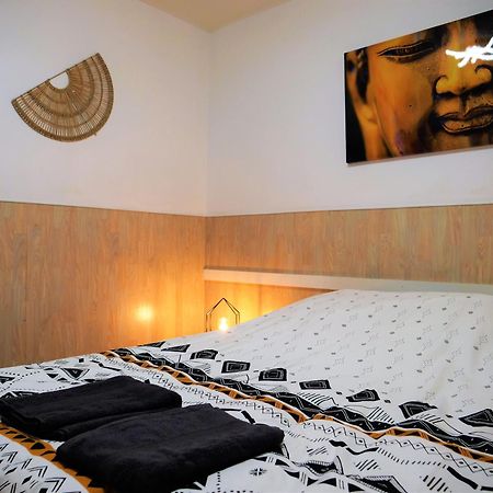 Appartement A 150 M De La Cathedrale Роде Экстерьер фото